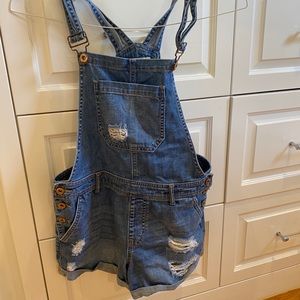 WOMEN’S Forever 21 Denim Overalls